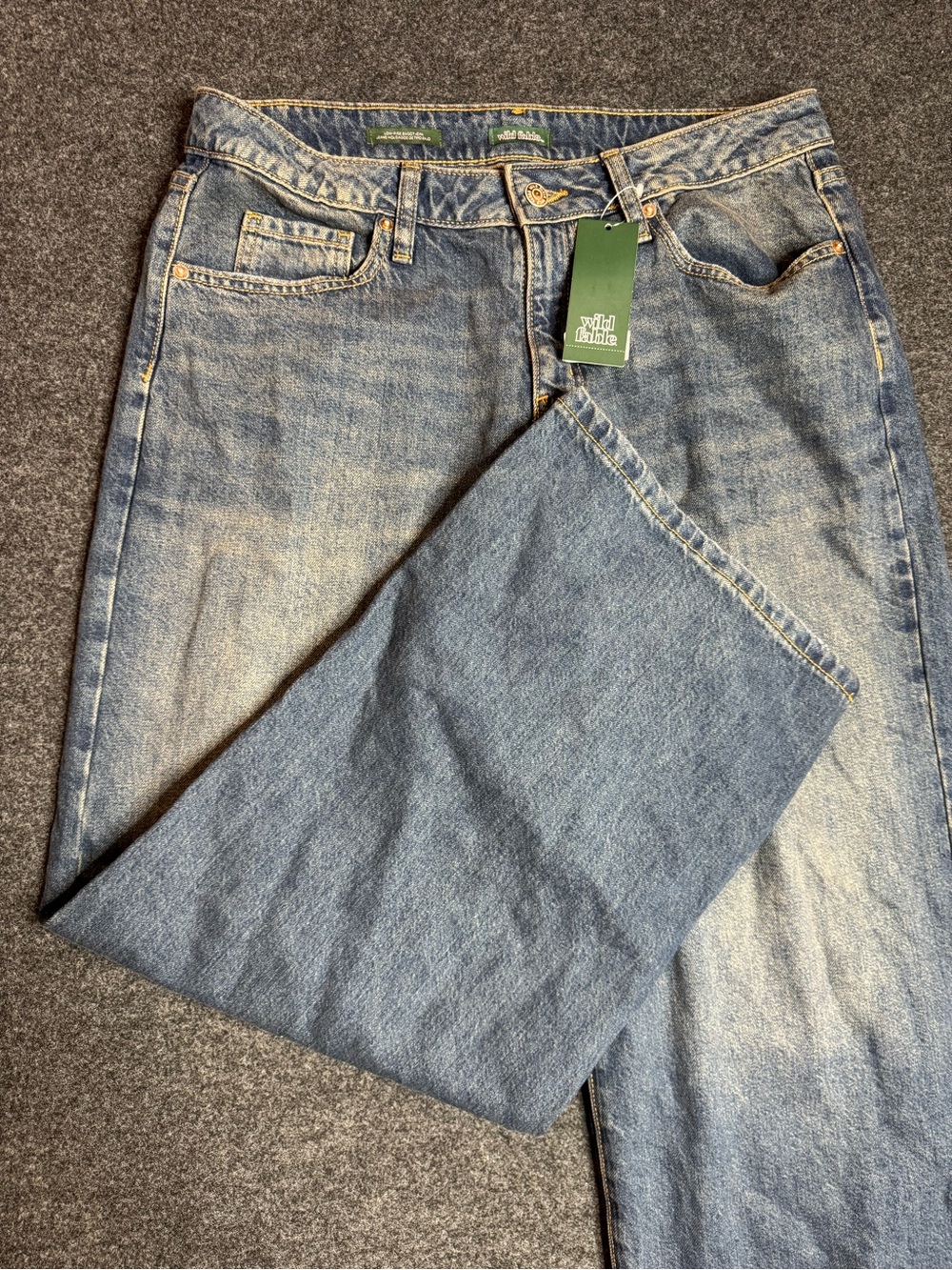 New size 10 women wild fable low rise baggy Jeans